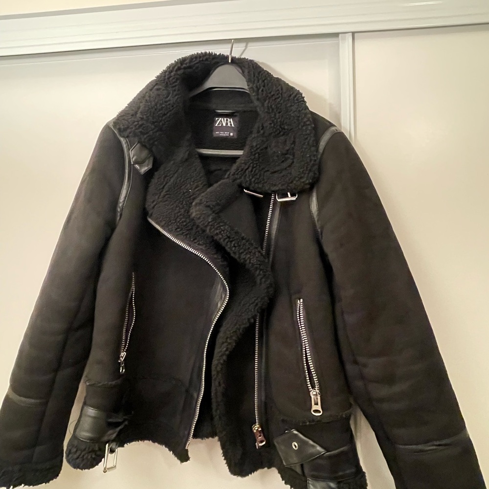 Zara Women's Black Teddy Jacket